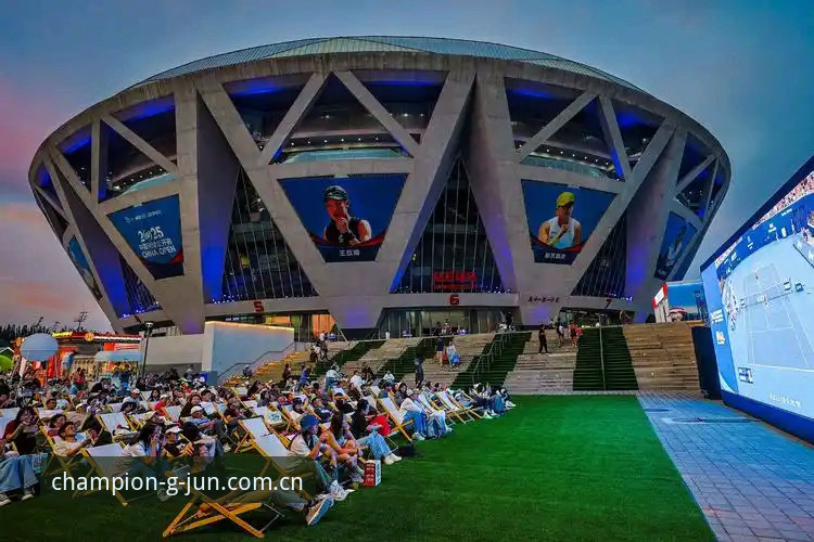 冠军娱乐值得信赖 职业球员的夜店狂欢:如何平衡赛场表现与场外生活?